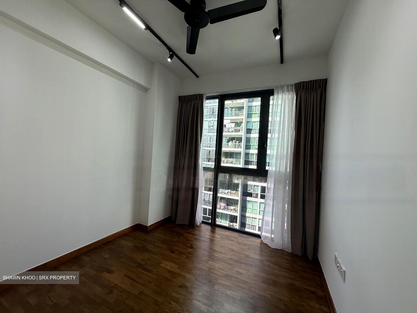 Esparina Residences (D19), Condominium #483988241